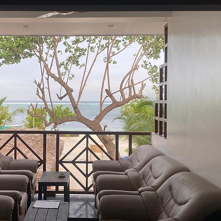 Elysian Hideaway Hotel Maafushi Buitenkant foto